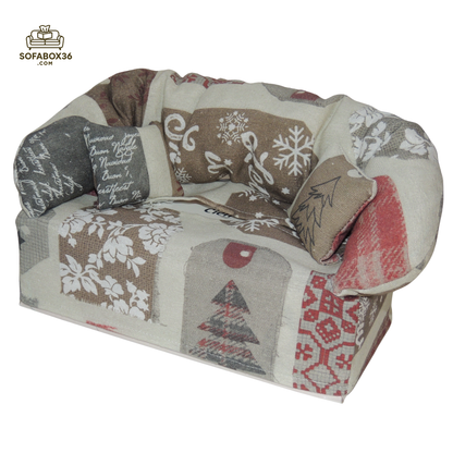 Taschentuchbox Überzug als Sofa dargestellt. Weihnachten
